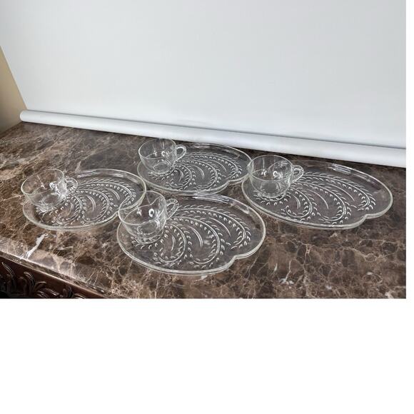 Vintage Pressed Glass Federal Glass Homestead Wheat Pattern Snack Set $/Set EUC - Picture 2 of 9